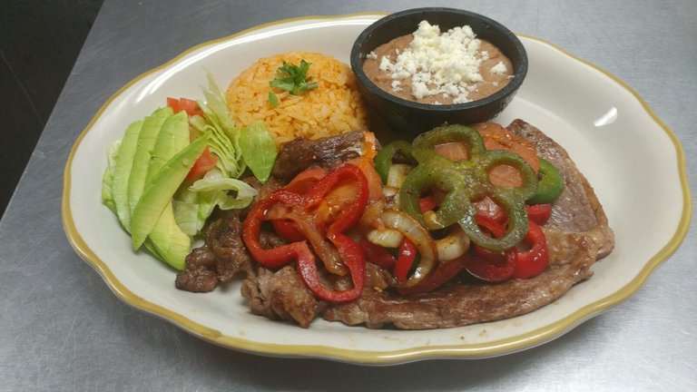 Bistec salvadorño